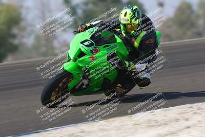 media/Sep-20-2025-TrackDaz (Sat) [[27f0cde673]]/A Group/11am (Turn 2)/